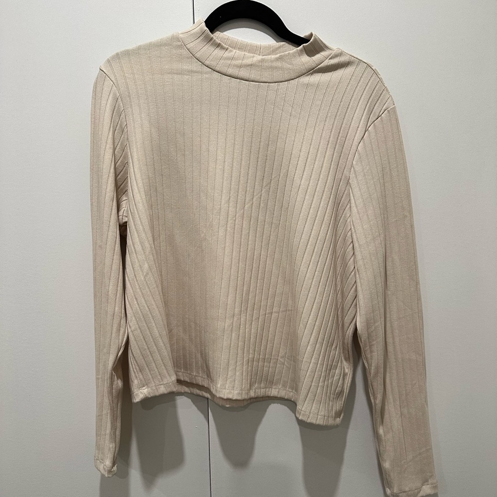 NWT OLD NAVY cropped rib mock neck top